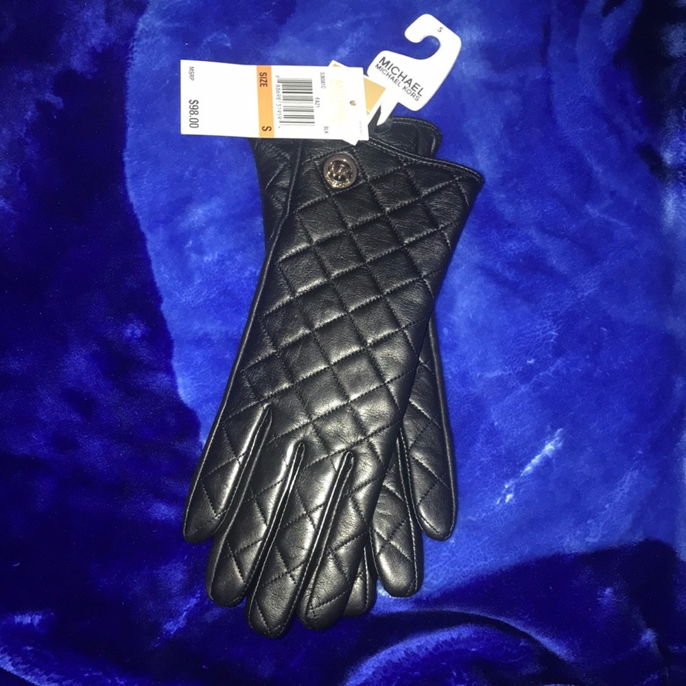 Michael kors gloves